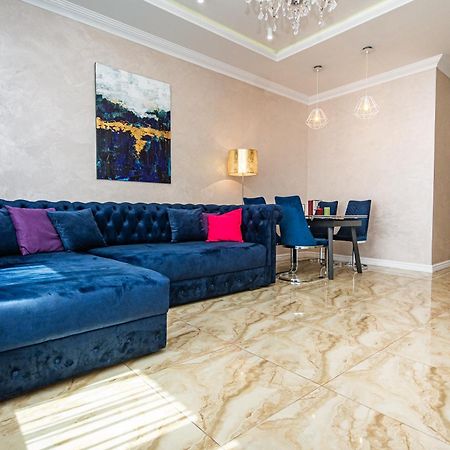 Apartament Luxury For Business & Pleasure Royal 3 Kijów Zewnętrze zdjęcie