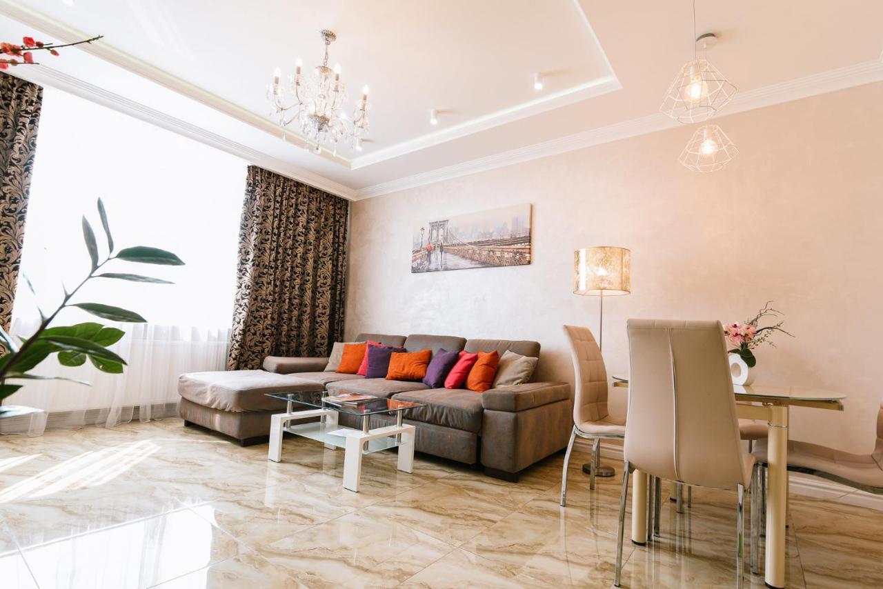 Apartament Luxury For Business & Pleasure Royal 3 Kijów Zewnętrze zdjęcie