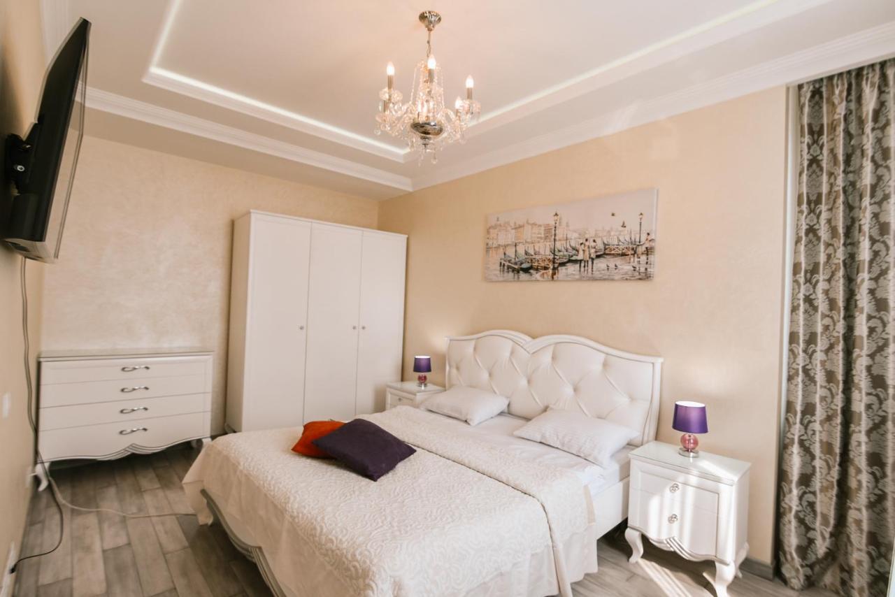 Apartament Luxury For Business & Pleasure Royal 3 Kijów Zewnętrze zdjęcie