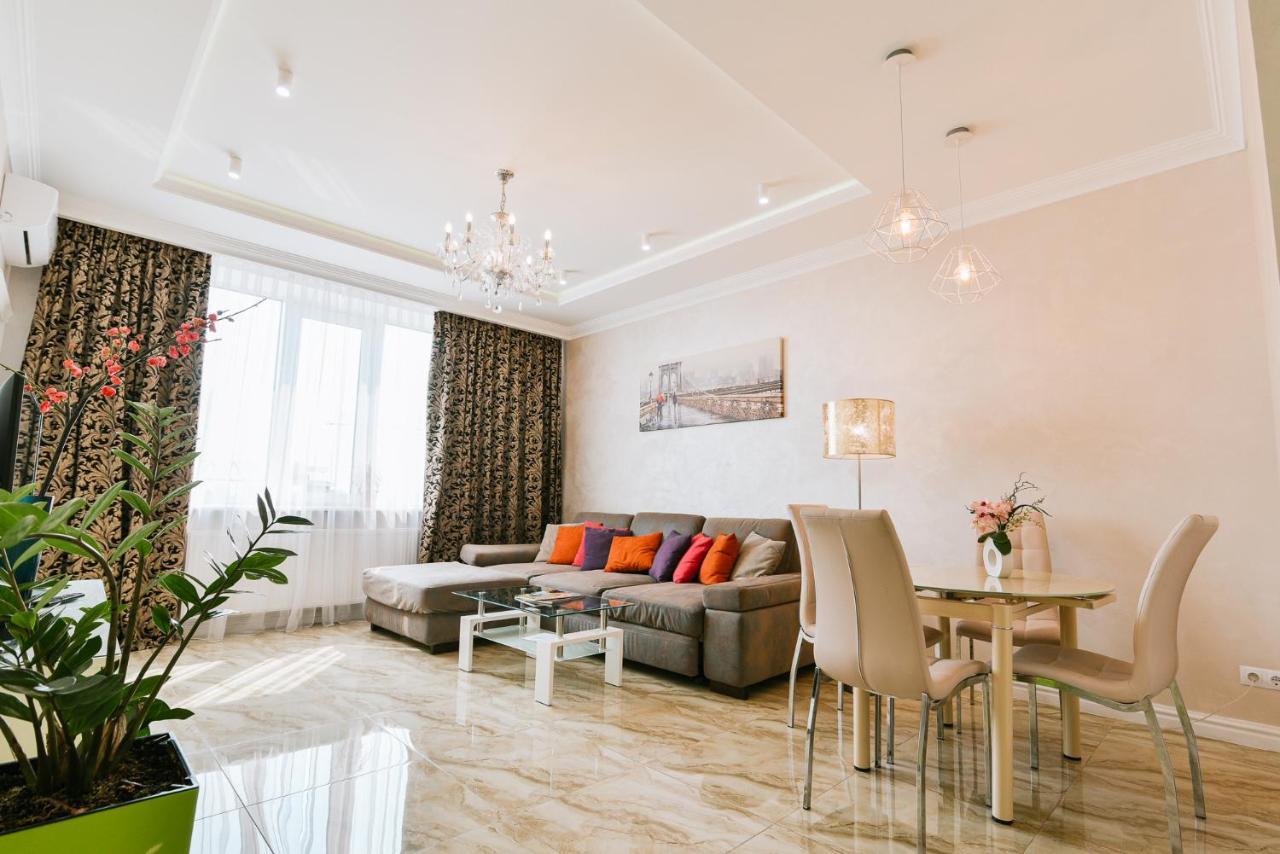 Apartament Luxury For Business & Pleasure Royal 3 Kijów Zewnętrze zdjęcie