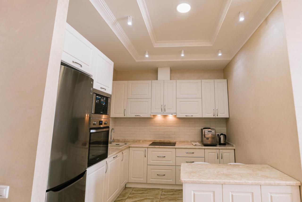 Apartament Luxury For Business & Pleasure Royal 3 Kijów Zewnętrze zdjęcie